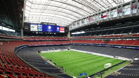 “无上卡皇强势回归，两场对决勇夺91分辉煌战绩！”